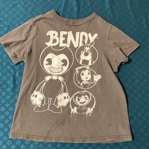 🌺 3/$12 Bendy short sleeved t shirt, size XS
